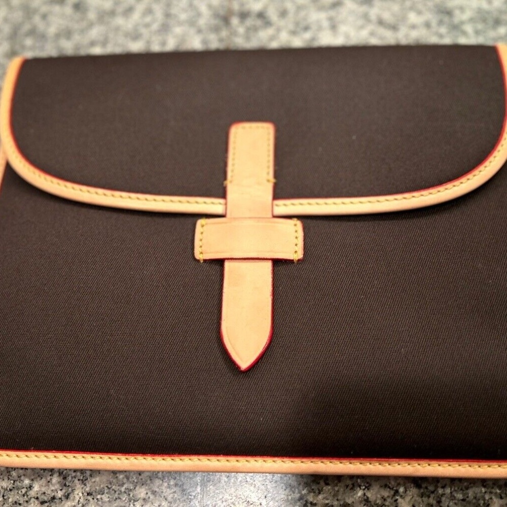 Dooney and Bourke Tablet Case Ipad Cover Padded Protector Brown w/Leather Trim